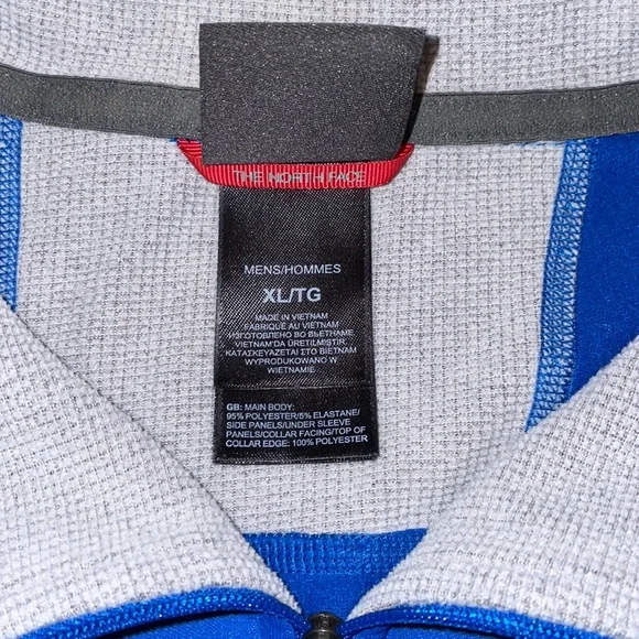 NWOT. The North Face Men’s 1/4 zip pullover sweatshirt. Size XL/TG - Picture 7 of 8